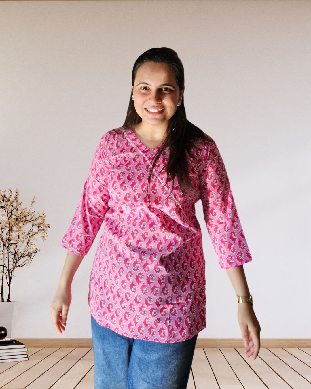 Gulaabi Nazakat Kurti