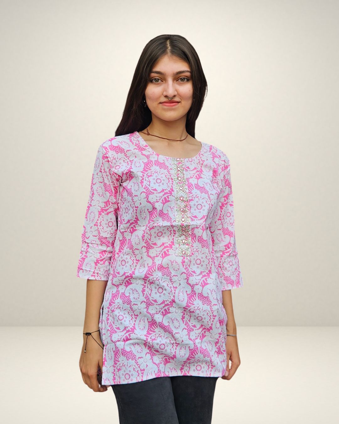 Gulzaar Kurti