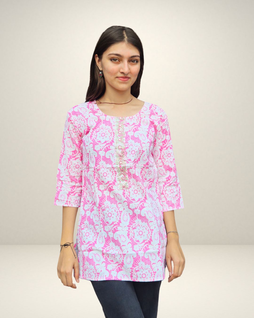 Gulzaar Kurti